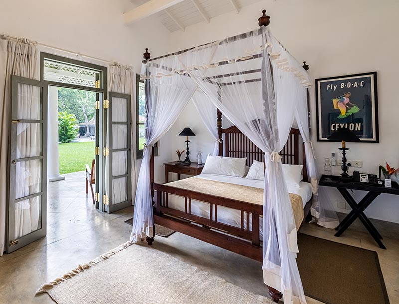 Taru Villas Verandah Room Inner View