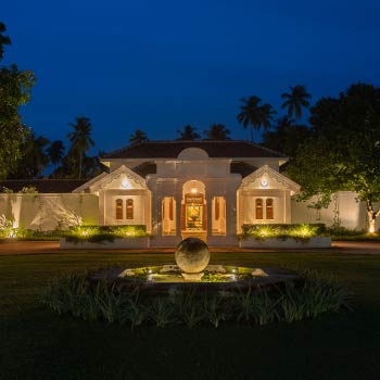 Entrance to the luxury villa, Riva - Taru Villas in Negombo
