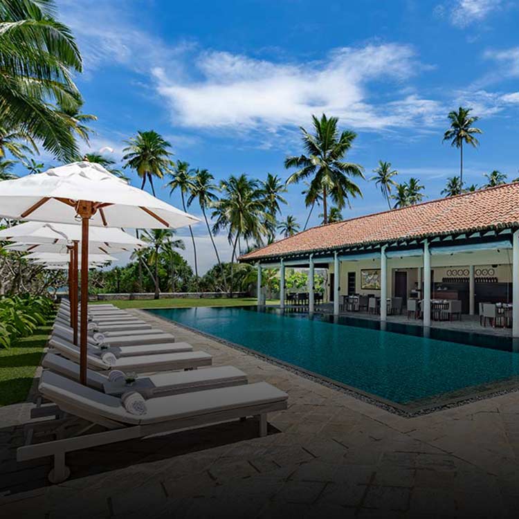 Pool and sun decks at The Long House by Taru Villas